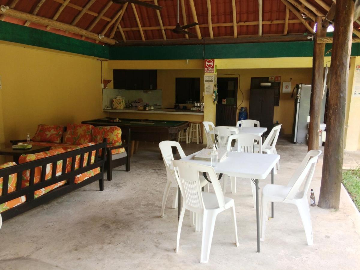 Amigos Hostel Cozumel Eksteriør bilde