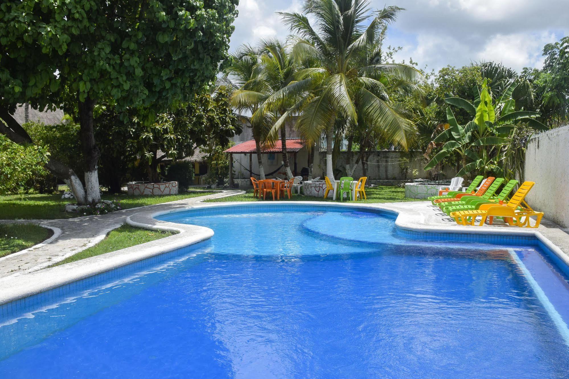 Amigos Hostel Cozumel Eksteriør bilde