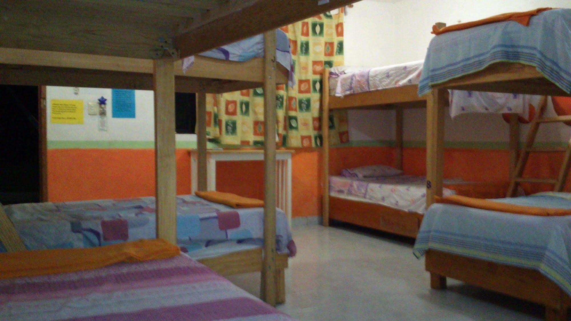 Amigos Hostel Cozumel Eksteriør bilde